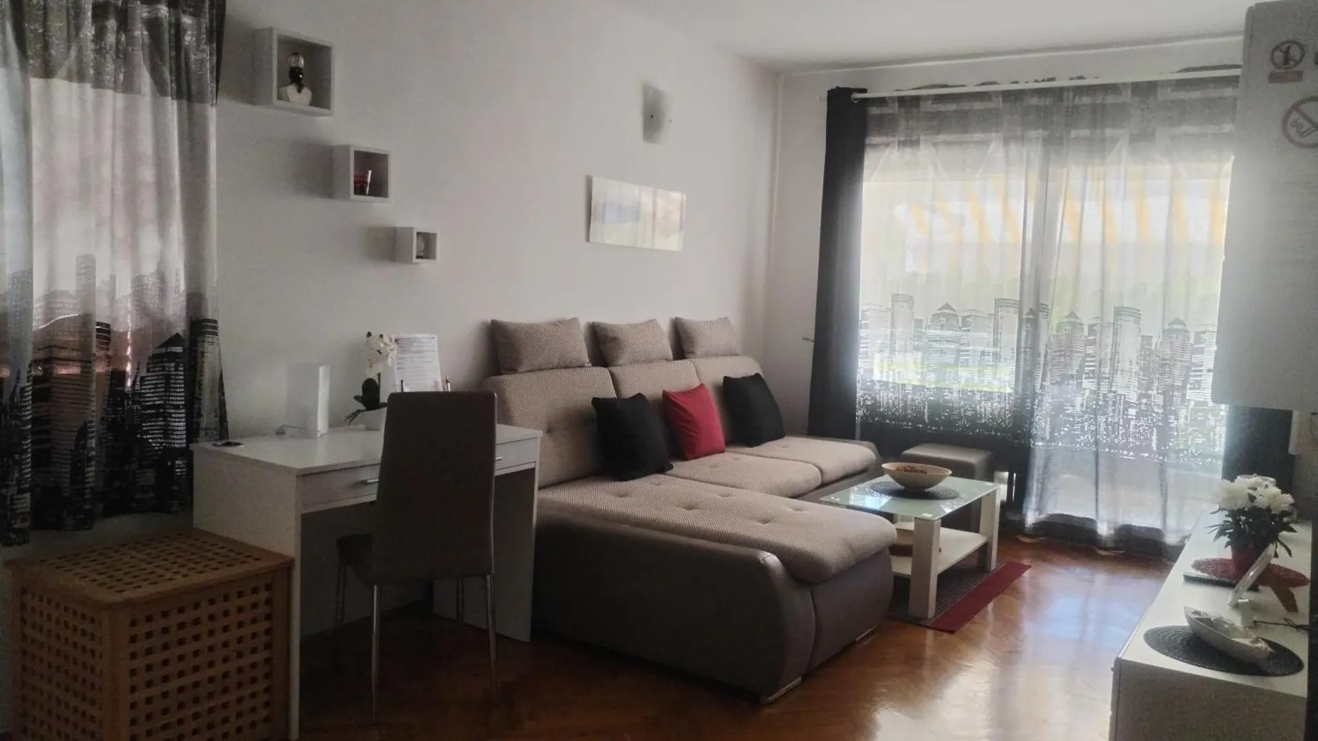 Apartman Luka Jadranovo 0*,  Chorvatsko